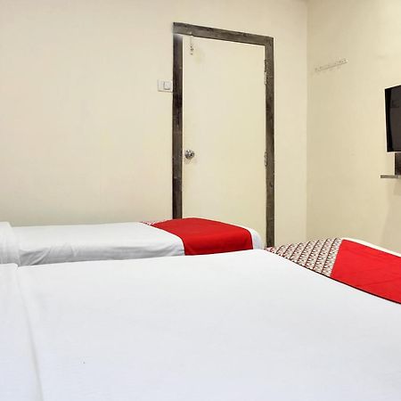Hotel O Rana Residency Near Western Express Highway Metro Station Mumbai  Buitenkant foto
