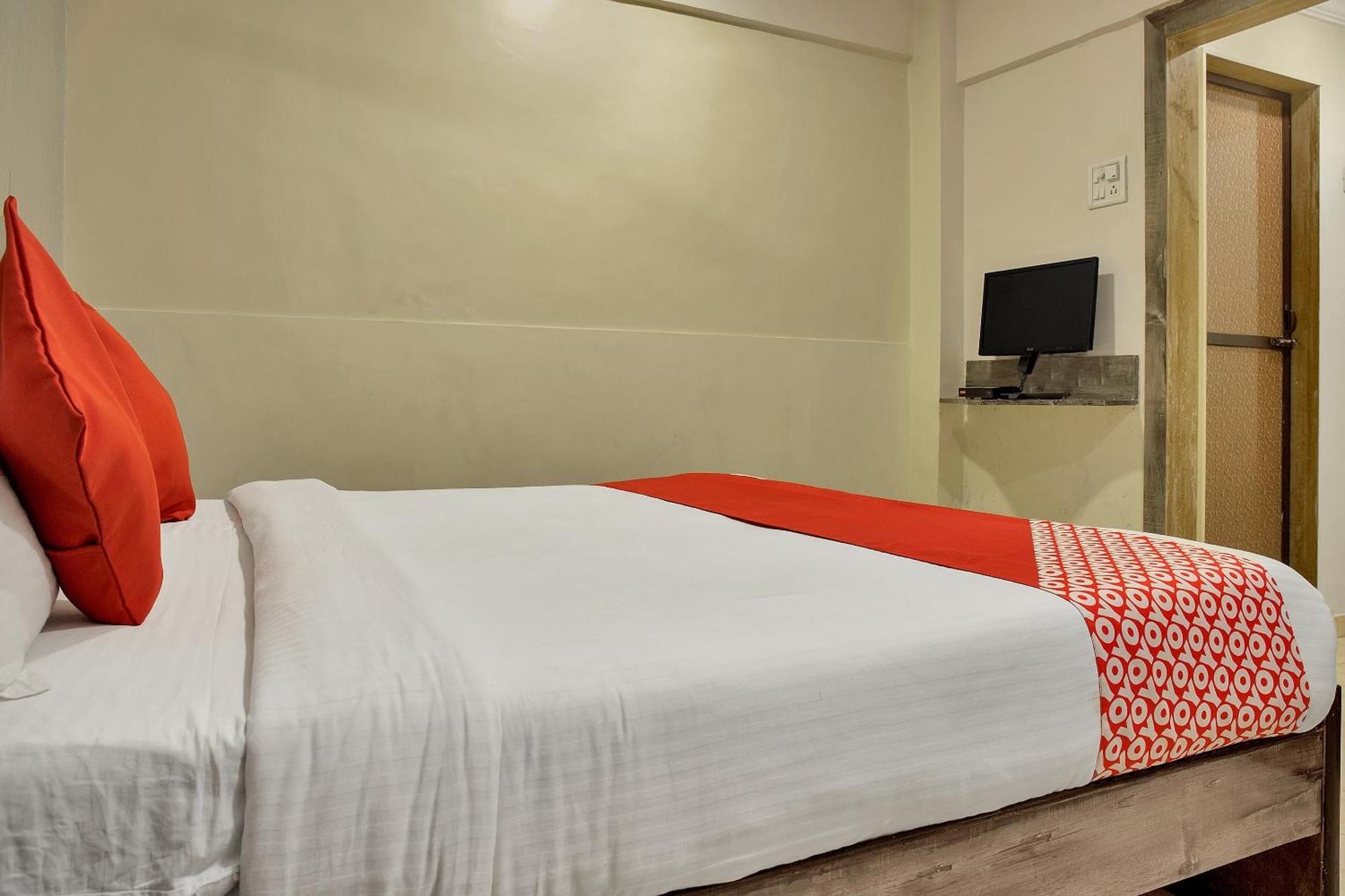 Hotel O Rana Residency Near Western Express Highway Metro Station Mumbai  Buitenkant foto