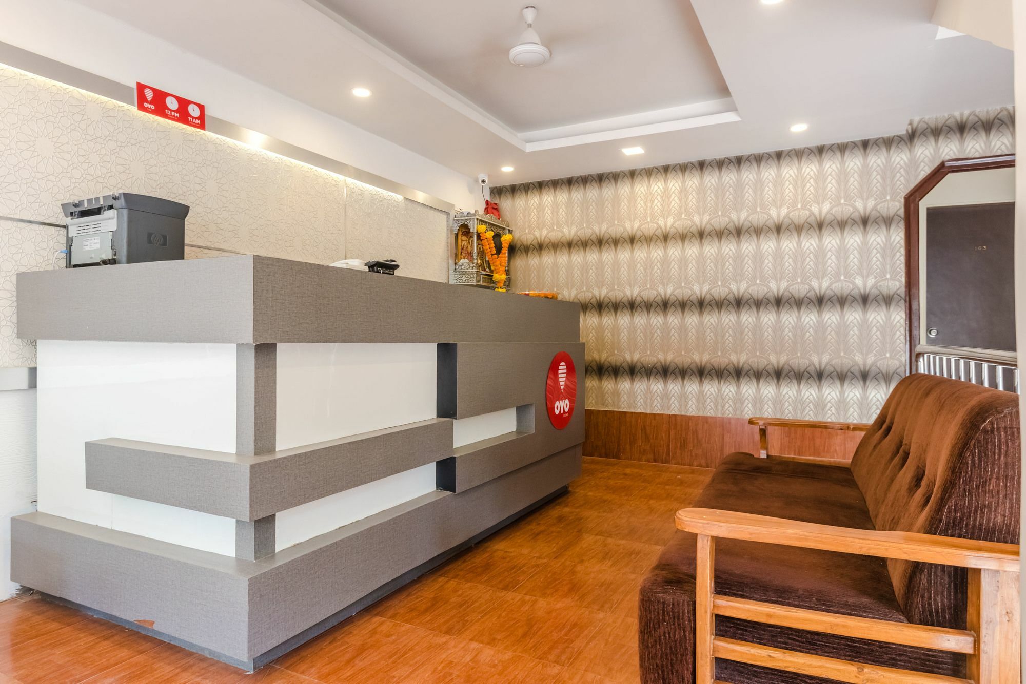 Hotel O Rana Residency Near Western Express Highway Metro Station Mumbai  Buitenkant foto